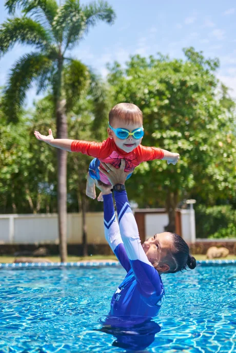 Елизавета Танаилова, tanailova-swimming-lessons-09